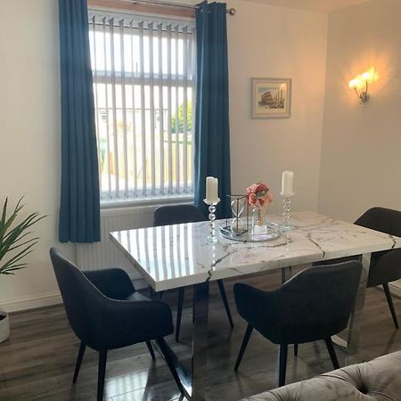 Idle Modern 3 Bedroom Luxury Home With Private Drive מראה חיצוני תמונה